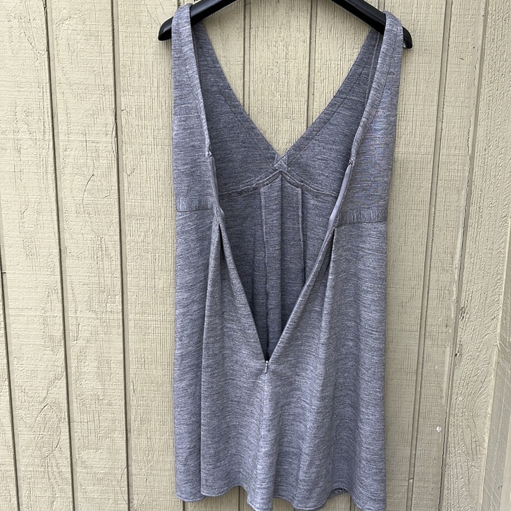 Thick gray dress with pockets